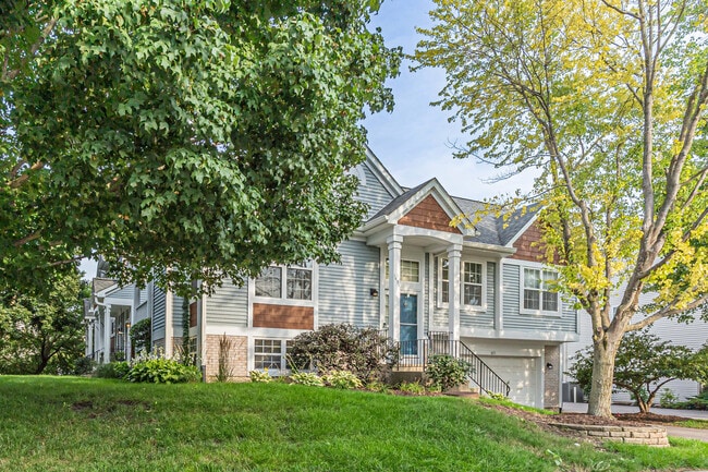 Building Photo - 1651 Apple Tree Ln