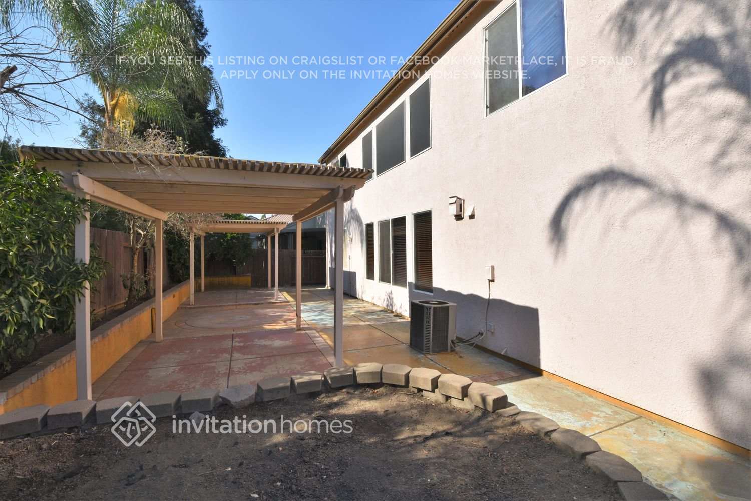 Building Photo - 9554 E Park Dr