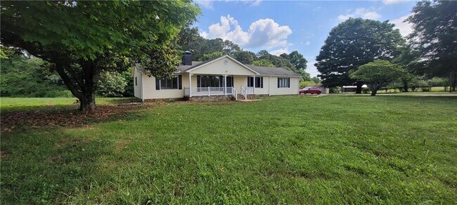 Building Photo - 2963 Avery Rd