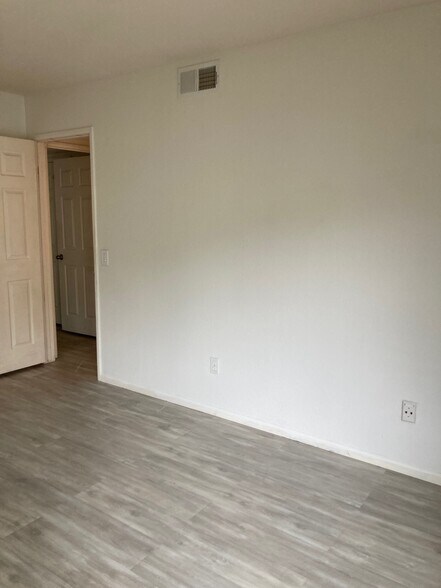 Building Photo - 4055 Honeycutt St