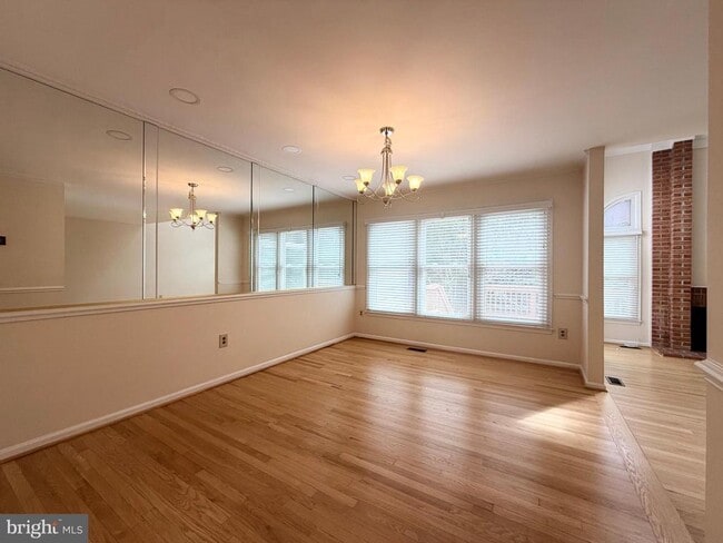 Building Photo - 7418 Crestberry Ln