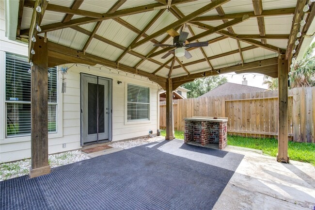 Building Photo - 10622 Lonesome Dove Trail