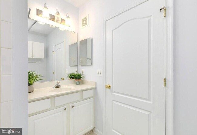 Building Photo - 11622 Cavalier Landing Ct