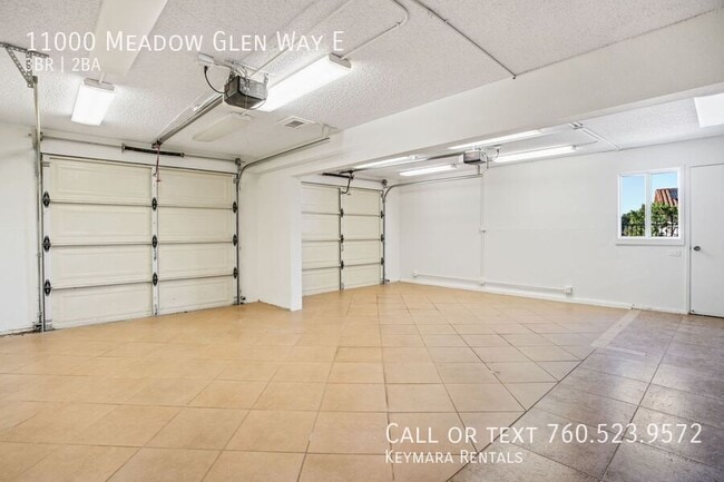 Building Photo - 11000 Meadow Glen Way E