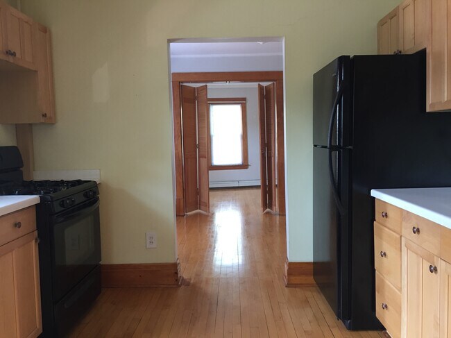 Main Kitchen Area - 774 Capitol Heights