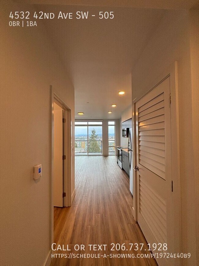 Building Photo - 4532 42nd Ave SW