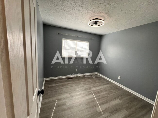 Building Photo - 1423 Salvia Pl