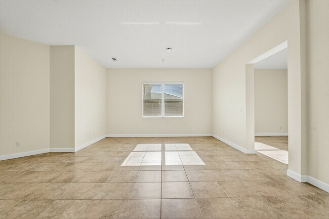 Building Photo - 1769 Berskshire