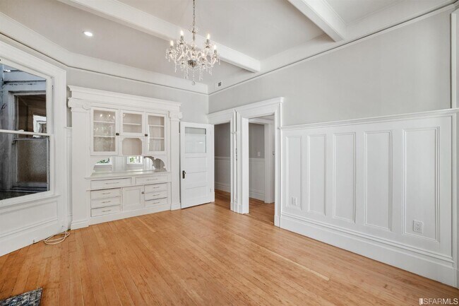 Building Photo - 958 Hayes St