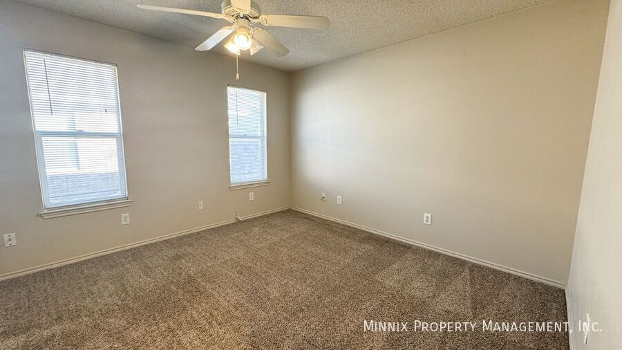 Building Photo - 3114 110th St