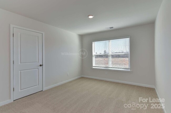 Building Photo - 157 Parker Claire Ln