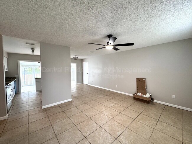 Building Photo - 563 Fort Smith Blvd