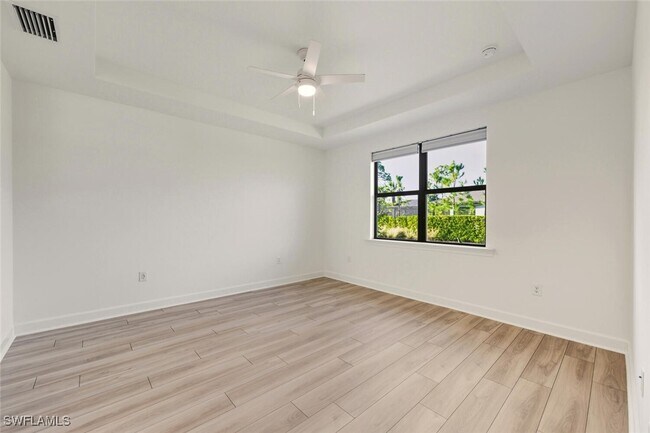 Building Photo - 1873 Amador Ct