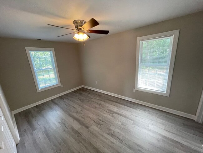 Building Photo - Remodeled House in Princeville
