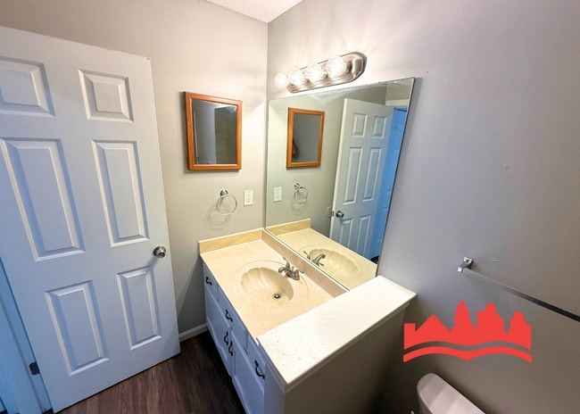 Building Photo - Welcome to 5495 Emerald Hills Dr! HALF OFF FIRST MONTH RENT!