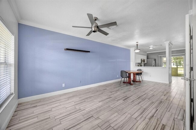 Building Photo - 6127 Bayside Key Dr