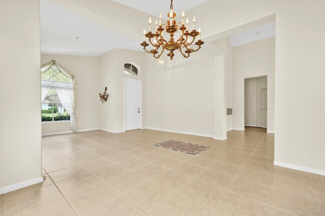 Building Photo - 6404 C Durham Dr