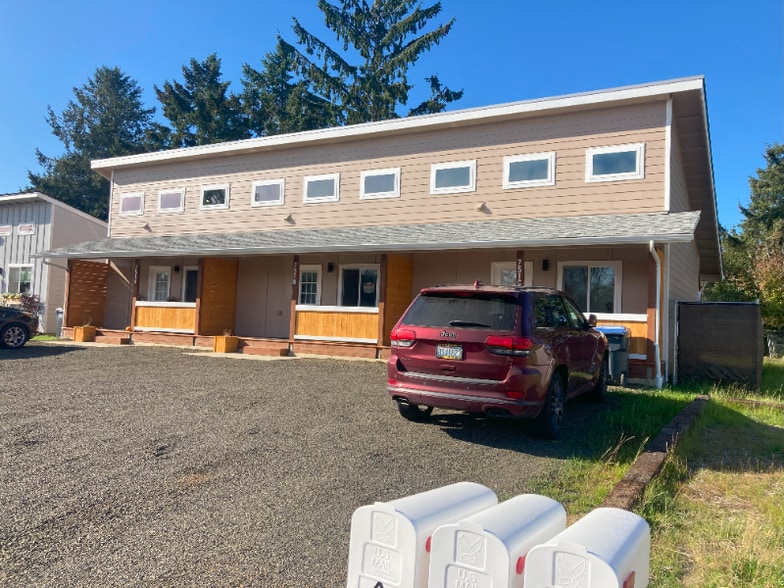 Building Photo - 751 Point Brown Ave SW