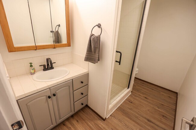 Building Photo - 2785 Malibu Way