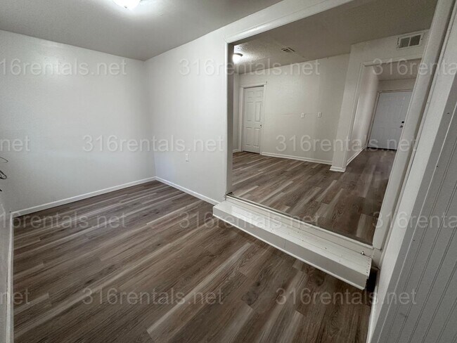 Building Photo - COMING SOON, PLEASE CHECK BACK.