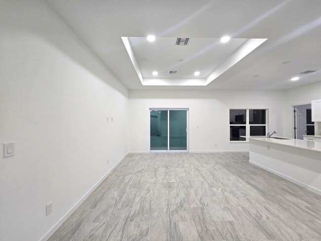 Building Photo - BRAND NEW 4/2/2-SOUTH LEHIGH ACRES