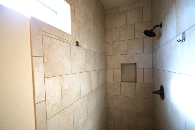 Building Photo - COMING SOON! 3BD/2BA Home in Benbrook | Vaulted Ceilings | Gourmet Kitchen | 2-Car Garage | Lands...