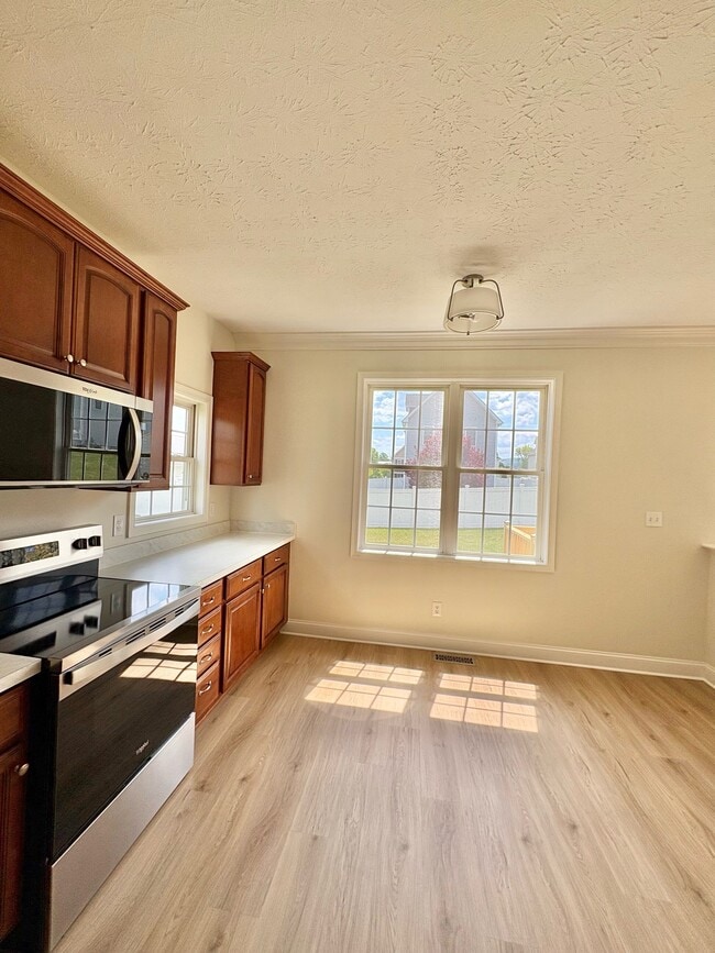 Building Photo - 129 Forever Ct