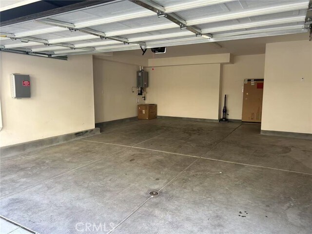 Building Photo - 8254 Traveller St