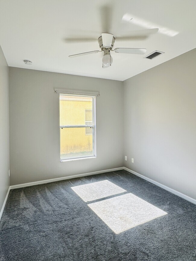 Building Photo - 9375 Aegean Cir