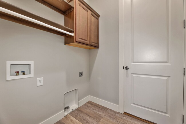 Building Photo - 2204 Quivira Cir