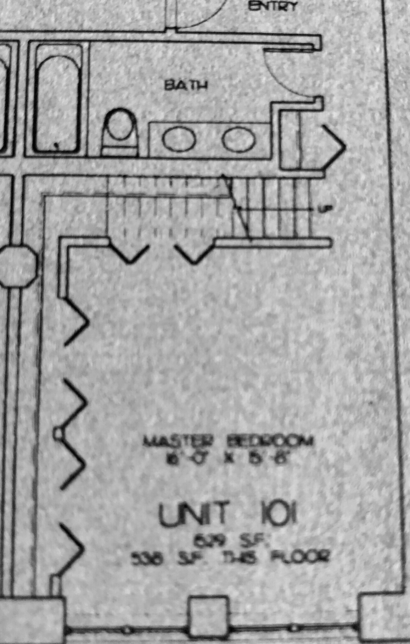 floor layout - 1720 N Marshfield Ave