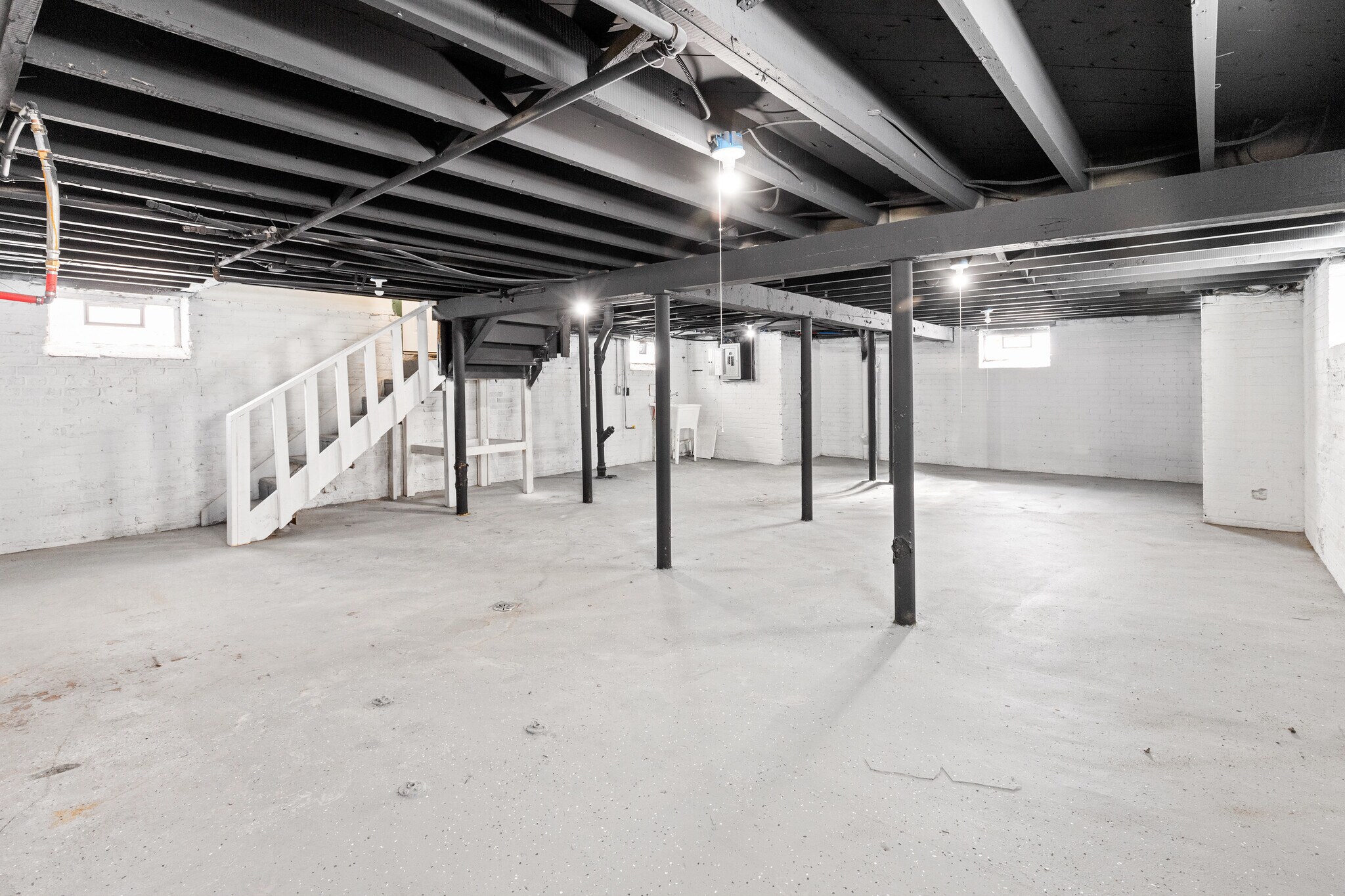 Building Photo - 4767 Sturtevant St