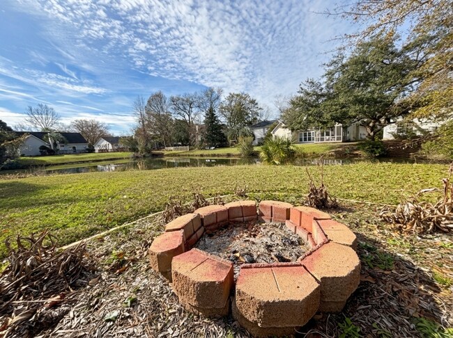 Building Photo - 455 S Piazza Ct