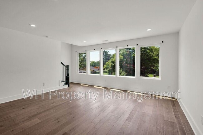 Building Photo - 1021A Elvira Ave