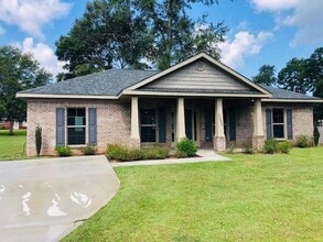 Building Photo - 7355 School House Ln