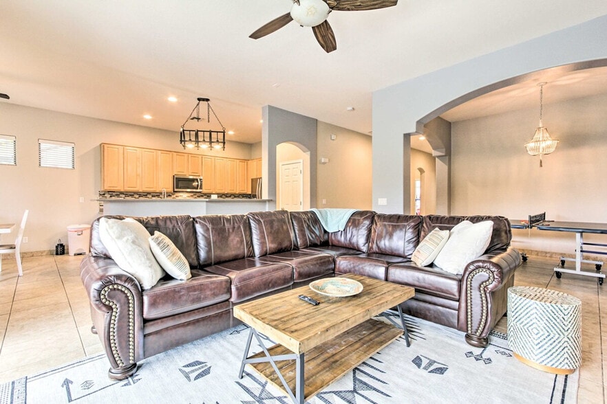 Building Photo - 3219 W Languid Ln