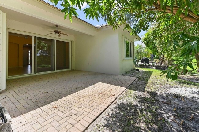 Building Photo - 2464 Sailfish Cove Dr
