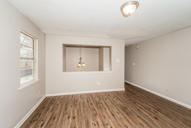 Building Photo - 277 Jupiter Dr