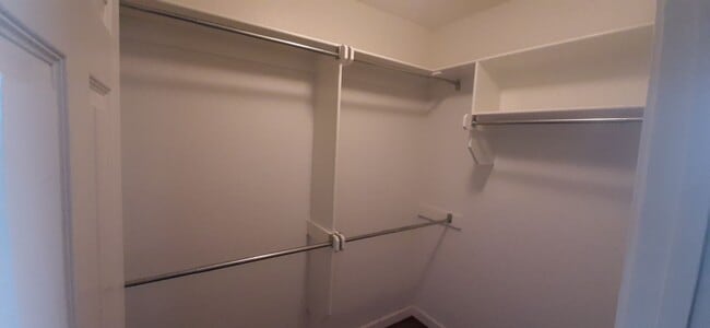 Building Photo - 327 Austin Creek Dr