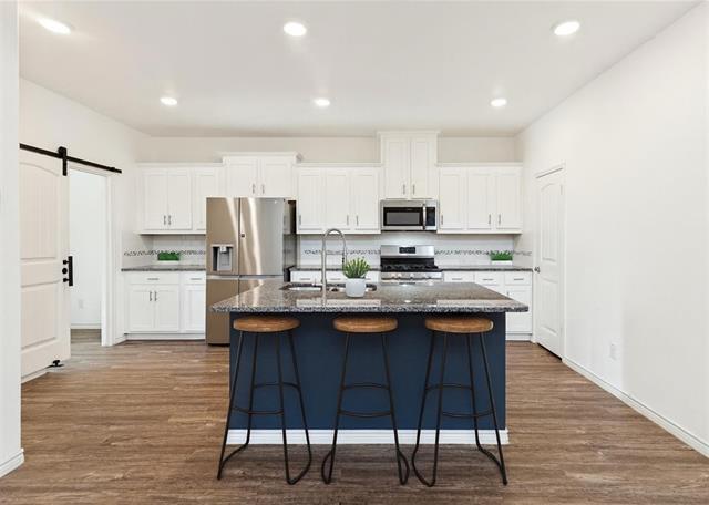 Building Photo - 2145 Barx Dr