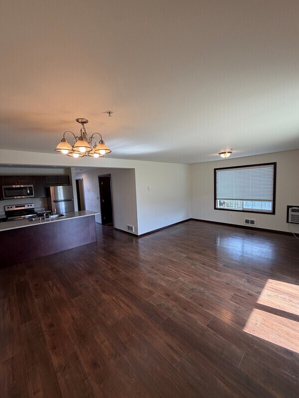 Building Photo - 2041 Andress Ln