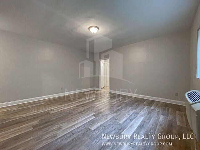 Building Photo - 313 San Juan Dr