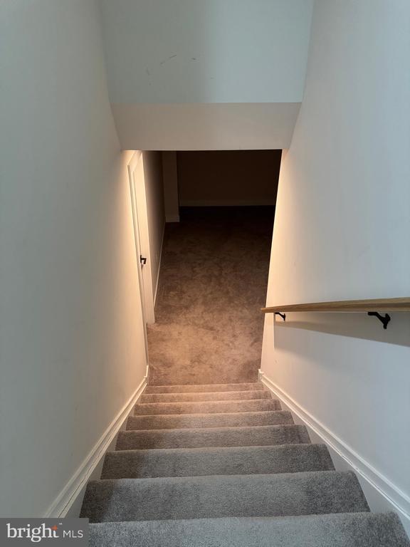 Building Photo - 125 Maggie Ln