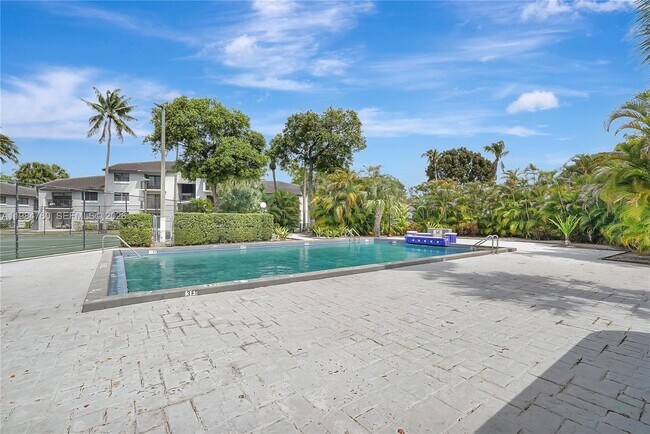 Building Photo - 7160 NW 179th St