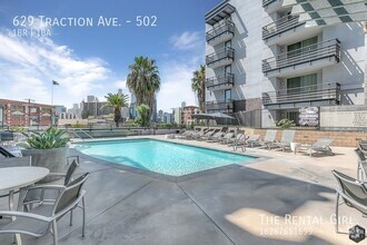 Building Photo - Bright 1 Bed/1 Bath Arts District Condo| S...