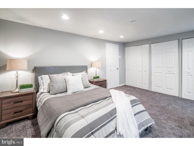 Building Photo - 132 Krams Ave