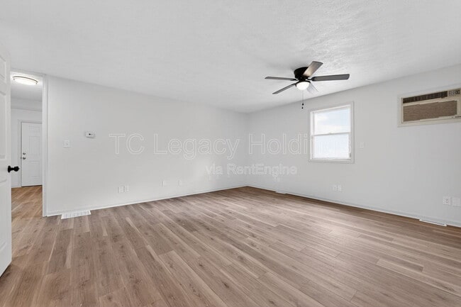 Building Photo - 127 Haymond Hwy