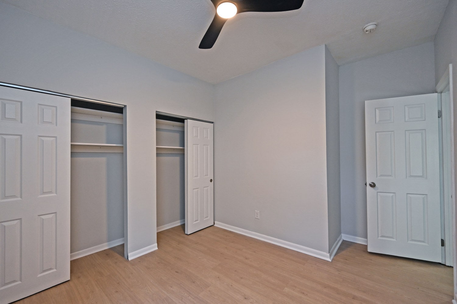 Building Photo - 2228 Kemper Ln