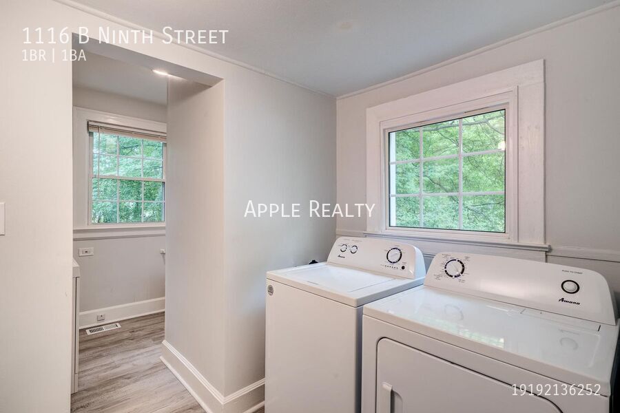 Building Photo - 1116 9th St