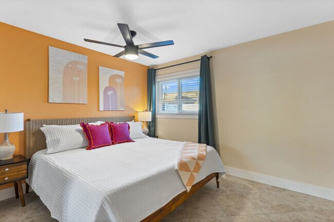 Building Photo - 79 S Brevard Ave